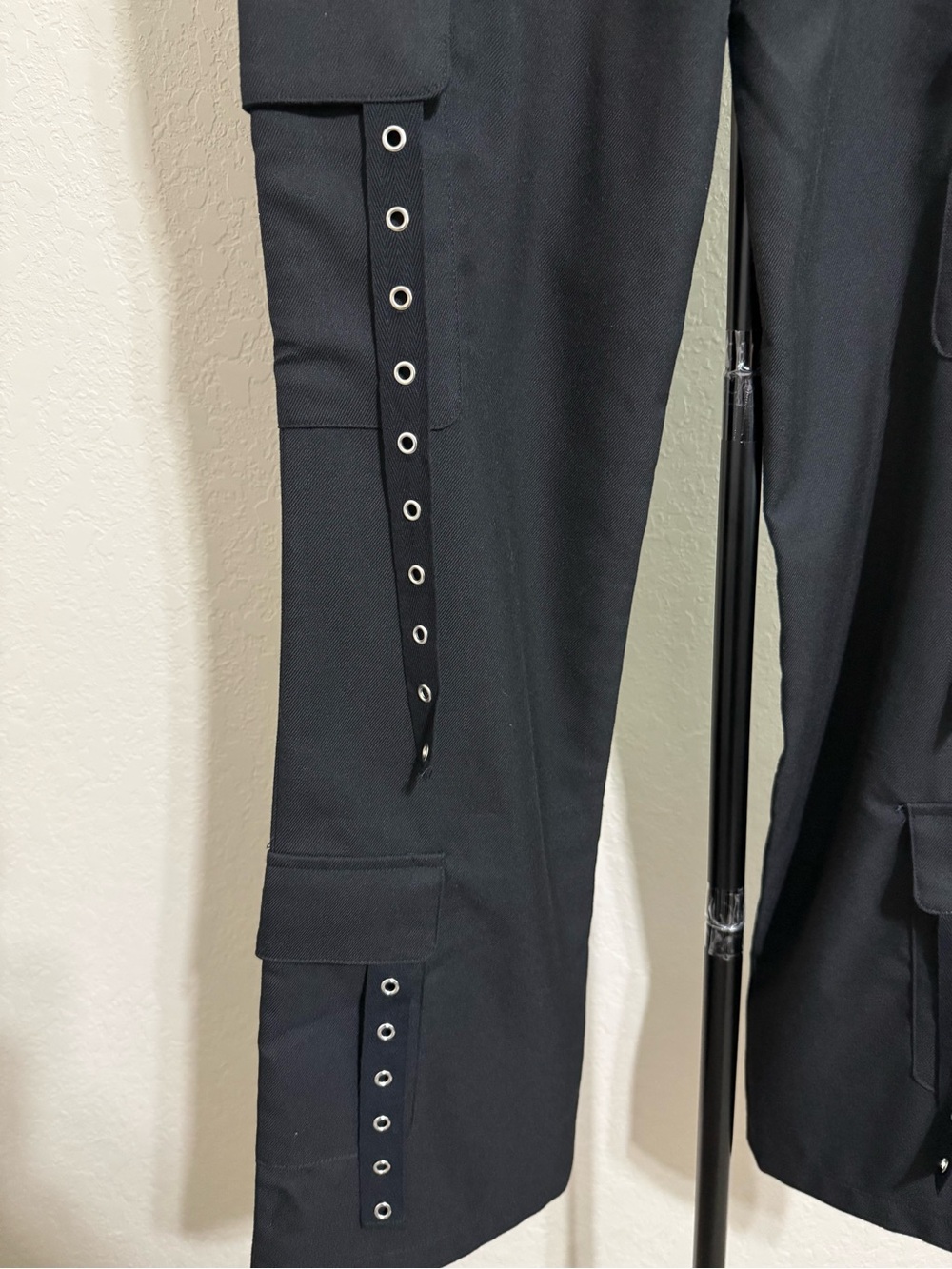 Hot Topic Black Flared Cargo Pants with Grommet Straps - Picture 8 of 10